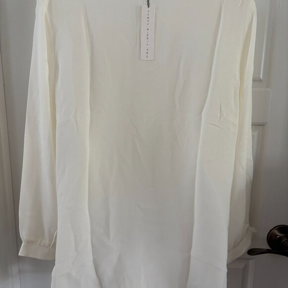 Revolve Three Eighty Two Beckette Split Blouse Ivory Top Size Med. NWT - Picture 4 of 6